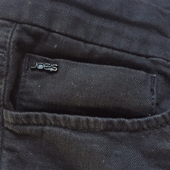 Capris - Picture 4 of 13